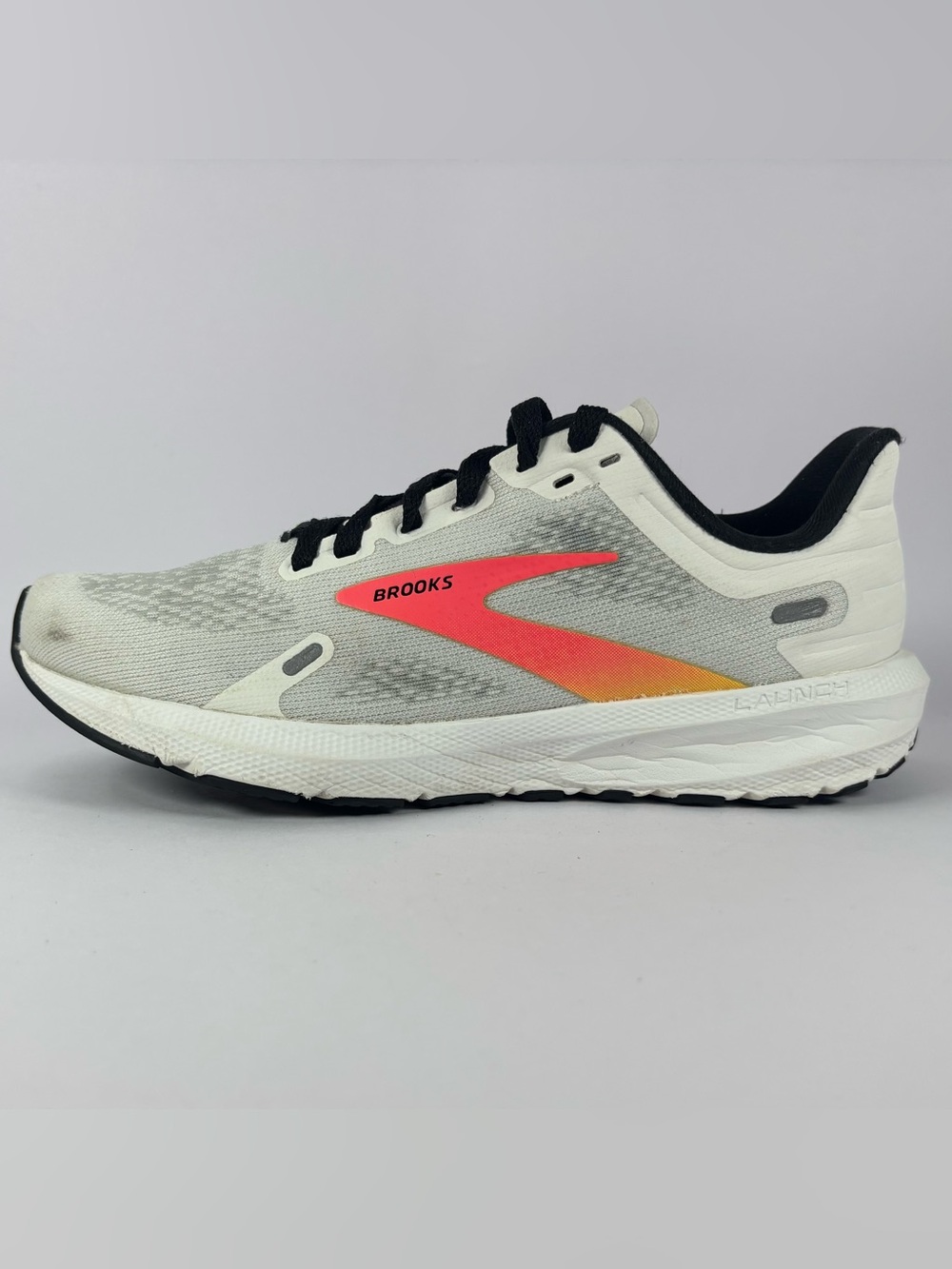 Brooks Launch 9 Women’s Running Shoes Size 7 White Orange